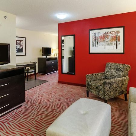 Holiday Inn Express Hotel & Suites Vinita By Ihg Экстерьер фото