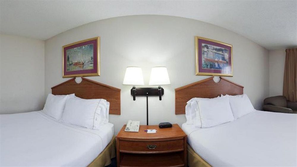 Holiday Inn Express Hotel & Suites Vinita By Ihg Экстерьер фото