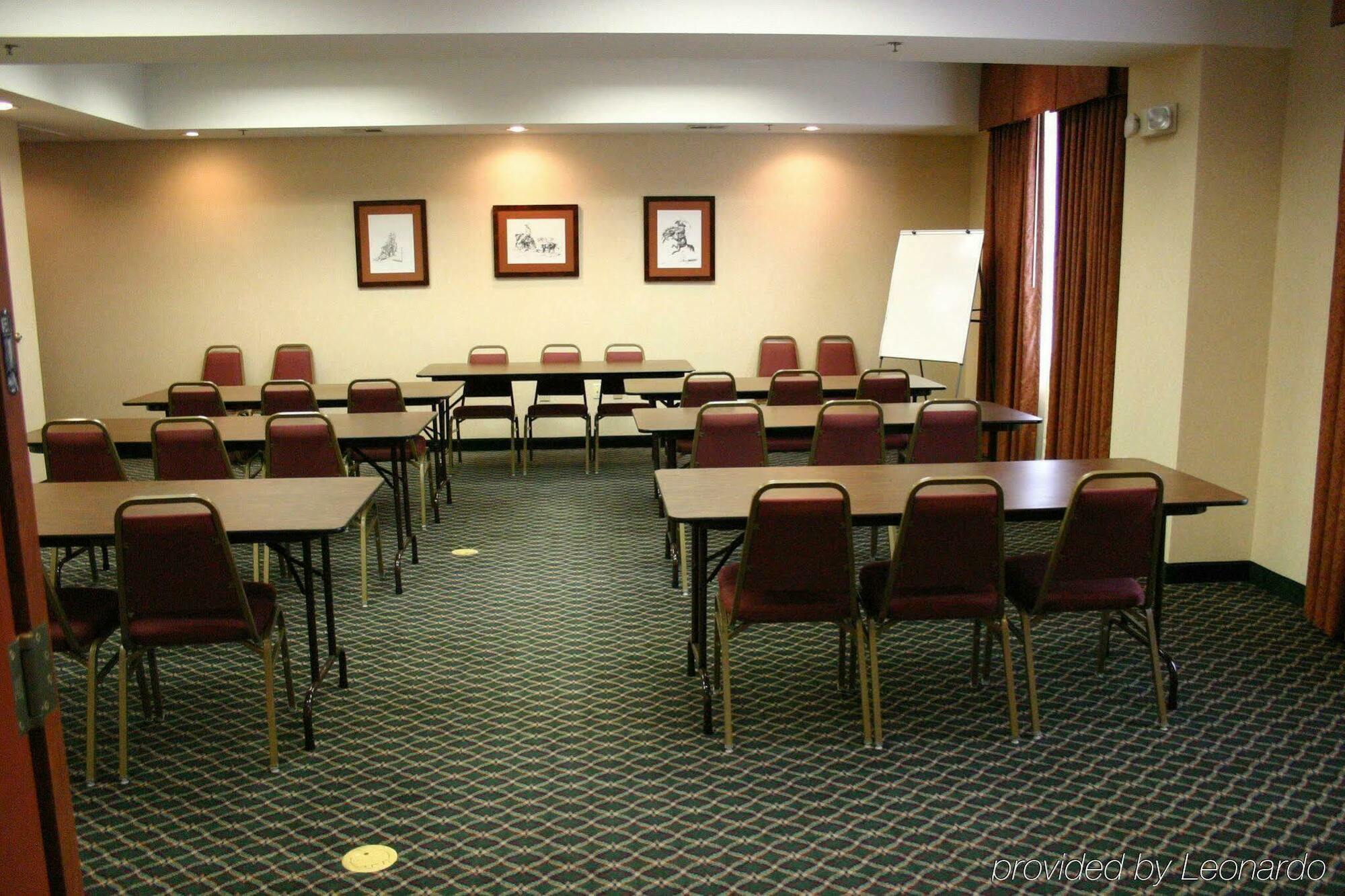 Holiday Inn Express Hotel & Suites Vinita By Ihg Экстерьер фото