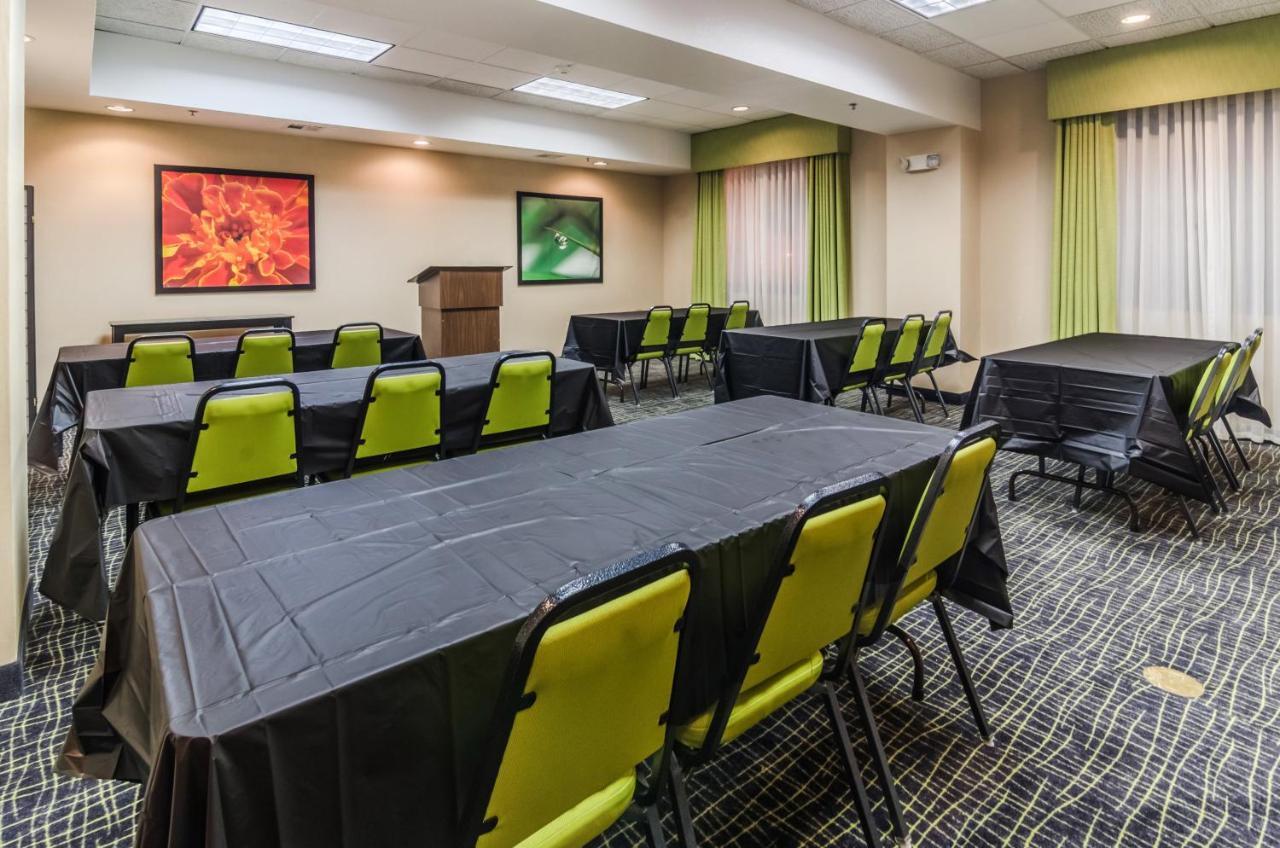 Holiday Inn Express Hotel & Suites Vinita By Ihg Экстерьер фото