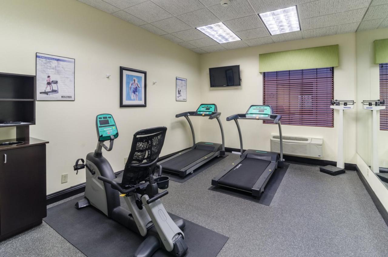 Holiday Inn Express Hotel & Suites Vinita By Ihg Экстерьер фото