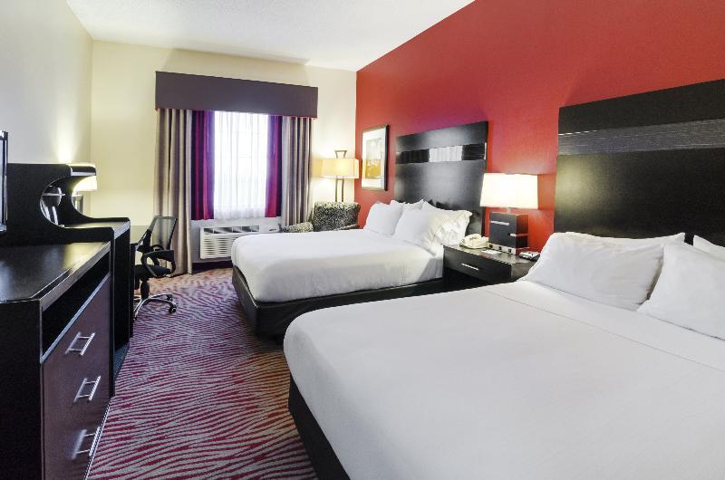 Holiday Inn Express Hotel & Suites Vinita By Ihg Экстерьер фото